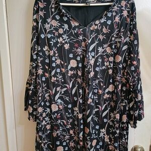Chic Black Floral Women's Blouse